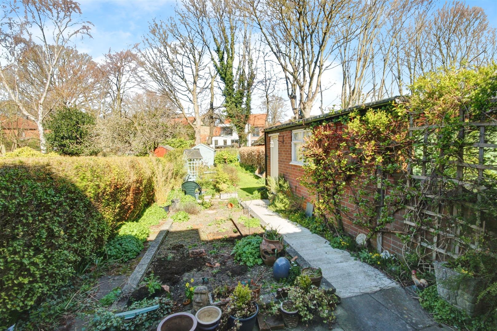 North Crescent, Durham , DH1 4NE